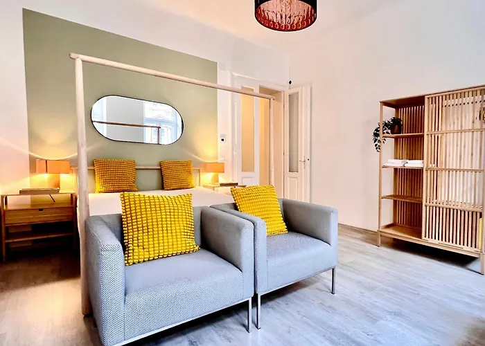 Servus Homes - Metro Stadthalle Viena