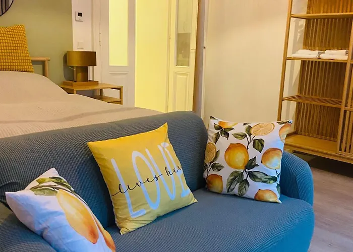 Servus Homes - Metro Stadthalle